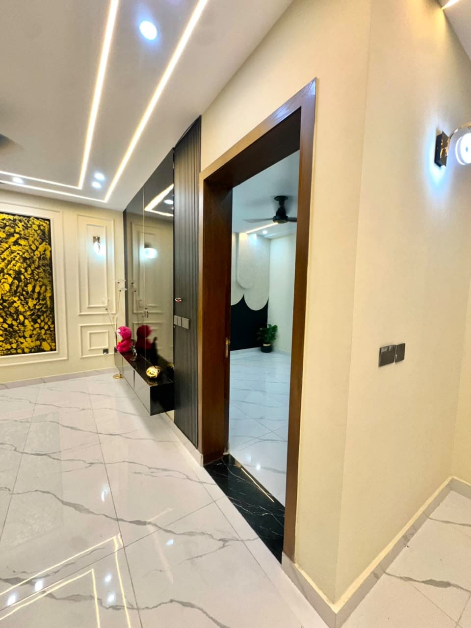 10 Marla House in Bahria Town Lahore